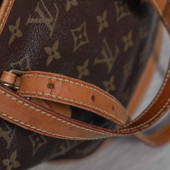 Authentic Louis Vuitton Classic Monogram Bucket Bag (Vintage) - Picture 11 of 14